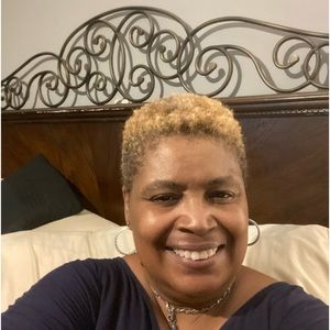 Meet your Posher, Vickie